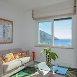 Posea Collection - La