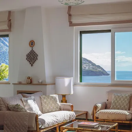 Villa Posea Collection - La