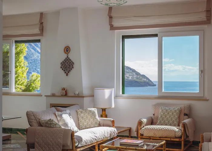 Villa Posea Collection - La