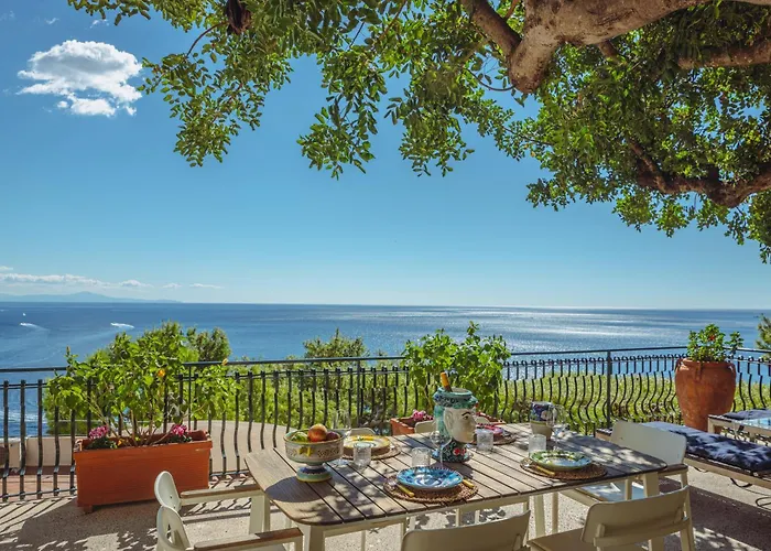 Posea Collection La Villa